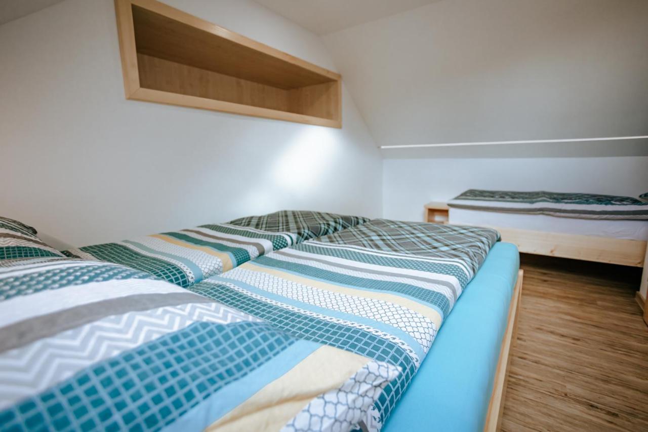 Apartments Cenda Zelezniki Ngoại thất bức ảnh